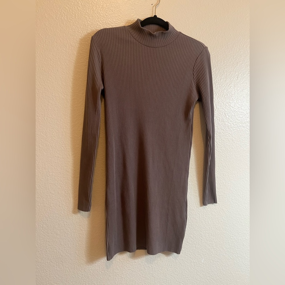 Brown long sleeve dress
